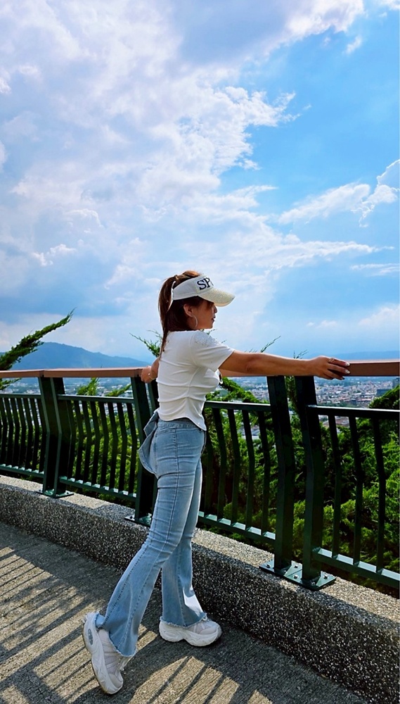 南投埔里新打卡點！鰲頭山步道全新啟用，924階健行賞埔里美景。