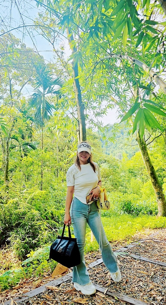 南投埔里新打卡點！鰲頭山步道全新啟用，924階健行賞埔里美景。